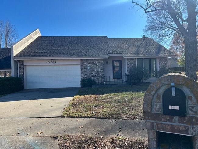Primary Photo - Soaring Ceilings in Lakewood Village Duplex