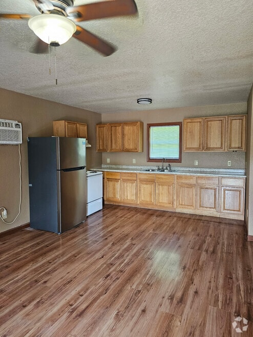 Building Photo - 4558 Knoxville Hwy
