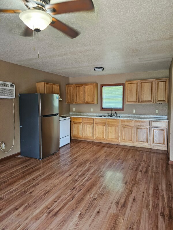 Building Photo - 4558 Knoxville Hwy