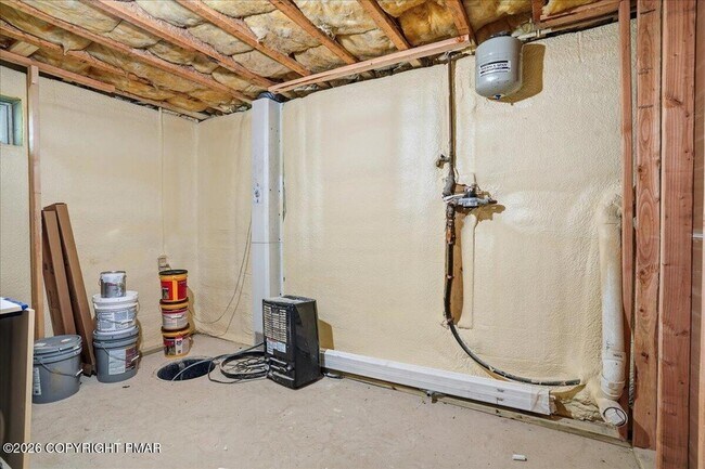 Building Photo - 12 Rockway Ct