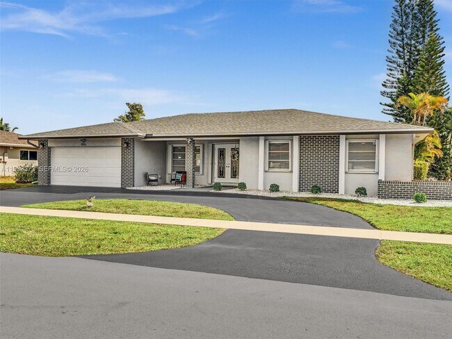 Building Photo - 406 Sailboat Cir