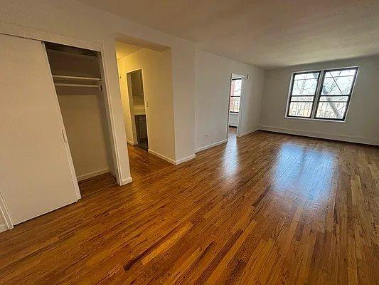 Building Photo - 2 bedroom in Bronx NY 10465