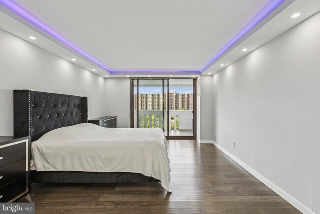 Building Photo - 6101 Edsall Rd