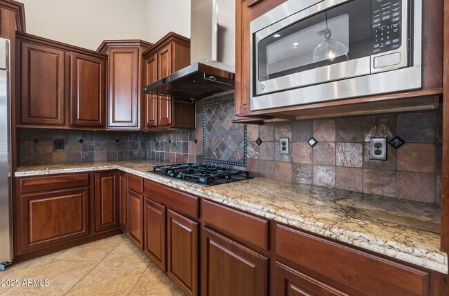 Building Photo - 25914 N 49th Ln