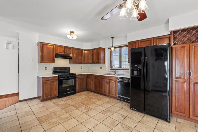 Building Photo - 3815 Melstone Ct