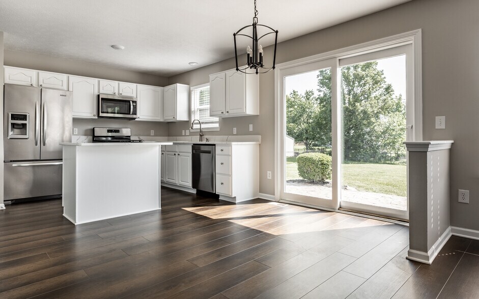 Building Photo - 13927 Harrison Pky