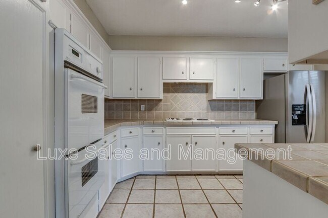 Building Photo - 2518 NW 62nd St