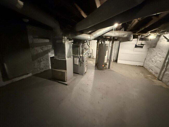 Building Photo - *Friendly Road, LLC 3404-3406 Walton Ave