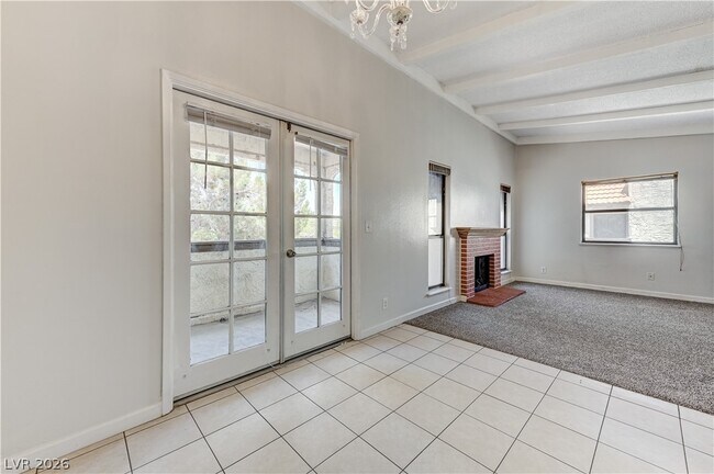 Building Photo - 6149 W Oakey Blvd