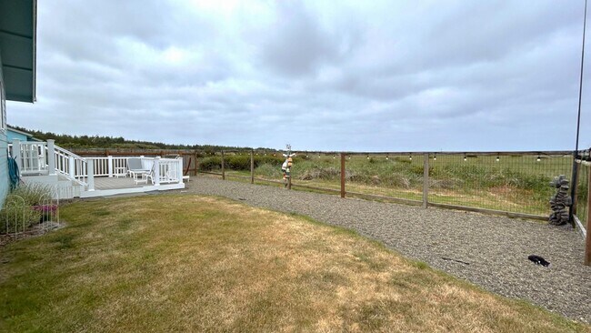 Building Photo - 19407 K Pl