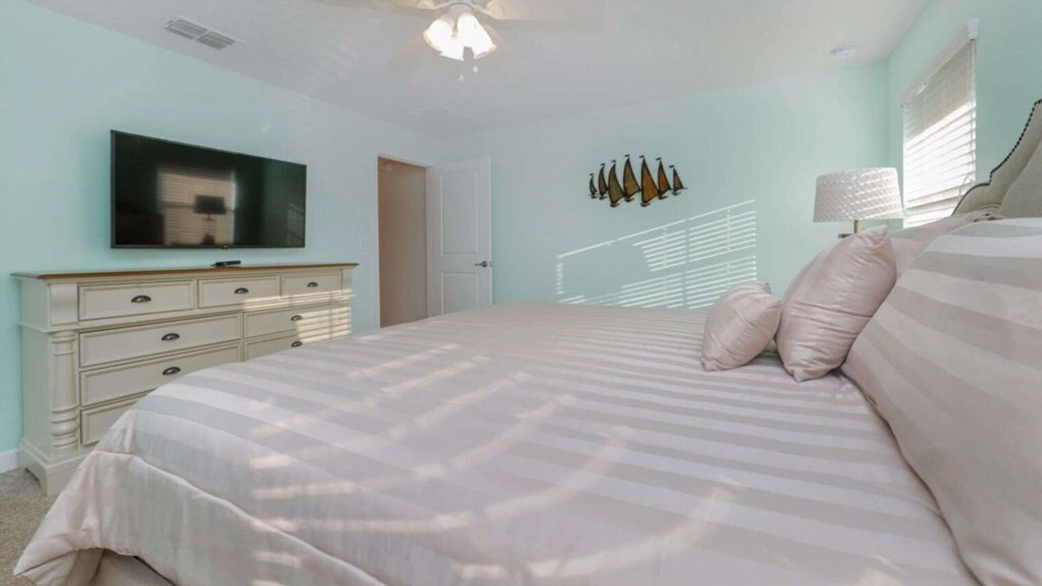 Building Photo - 3063 Gatsby St