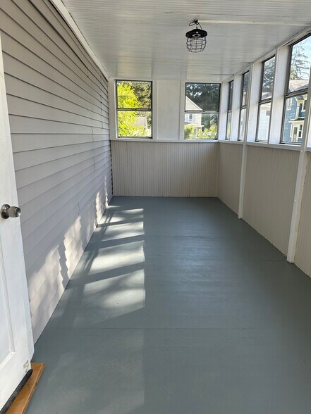 Building Photo - 15 Summer St