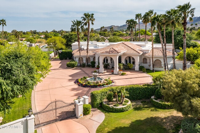 Primary Photo - 6649 E Berneil Dr
