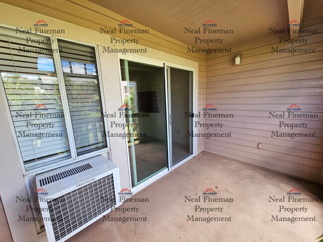 Building Photo - 2 Bed 1 Bath, One parking Condo Hoomaka Vi...