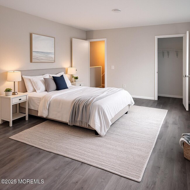 Building Photo - 512 Roosevelt Ave