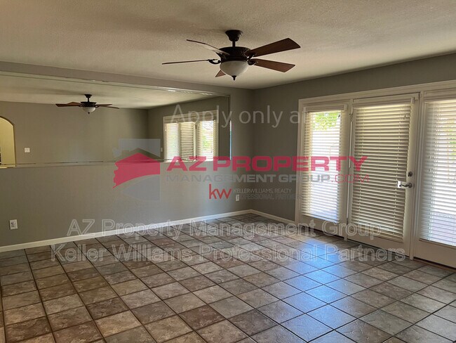 Building Photo - 6732 W Kimberly Way