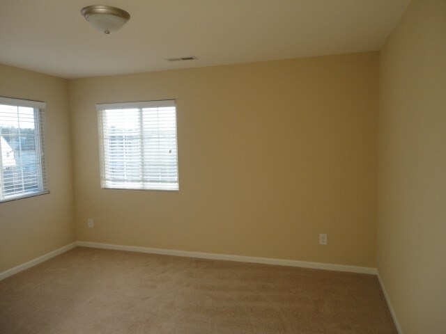 Building Photo - 830 Stockport Way