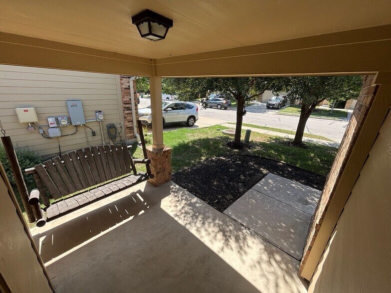 Building Photo - 3509 Black Granite Dr