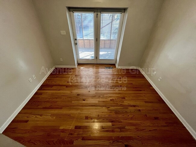 Building Photo - 6048 Washington Blvd