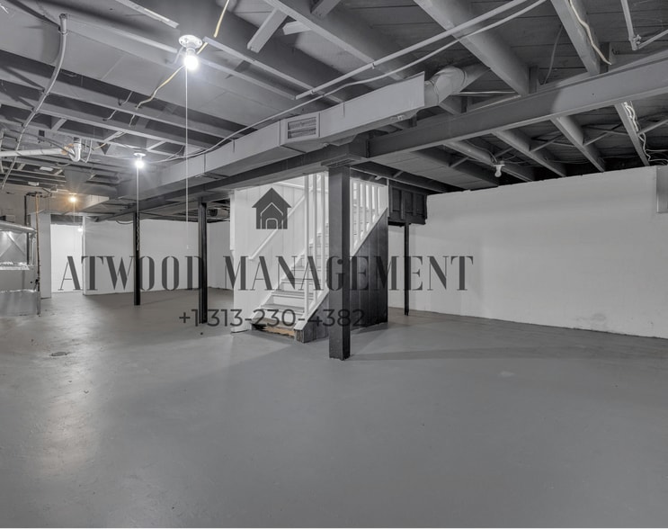 Building Photo - 9755 Wayburn St