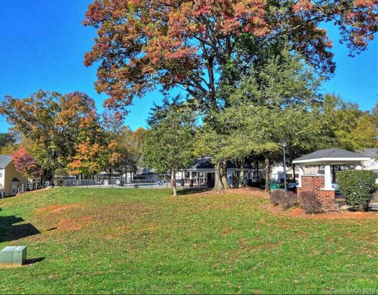 Building Photo - 5608 Santeelah Ct