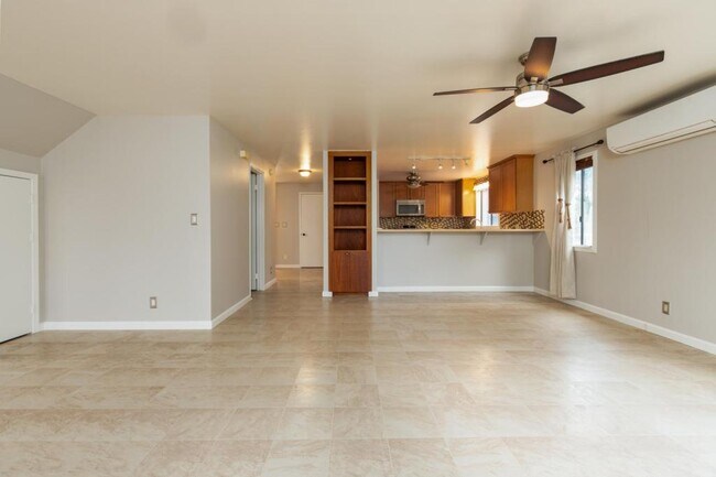 Building Photo - 91-1048-1048 Panapanapuhi St