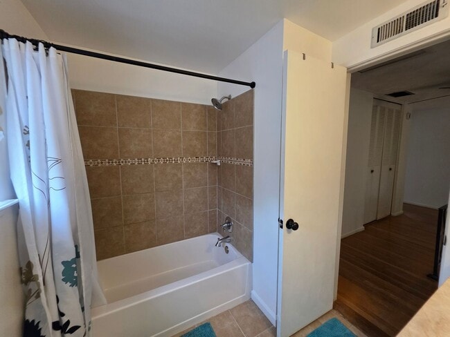 Building Photo - Carolanne Farms