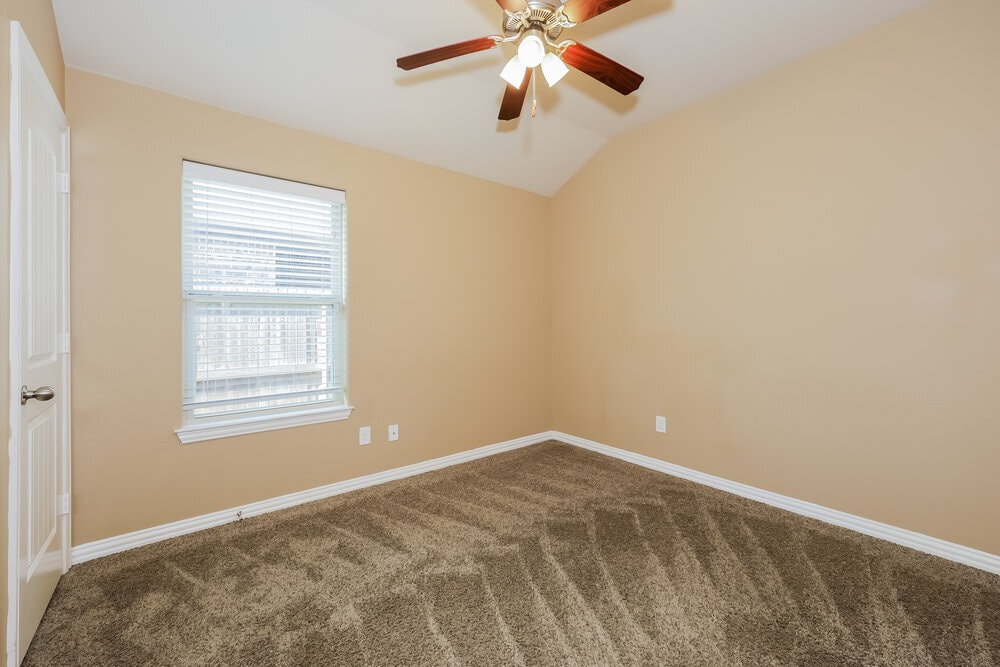 Building Photo - 7681 Hollow Point Dr