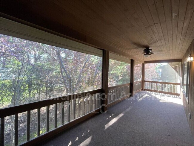 Building Photo - 115 Bent Tree Dr