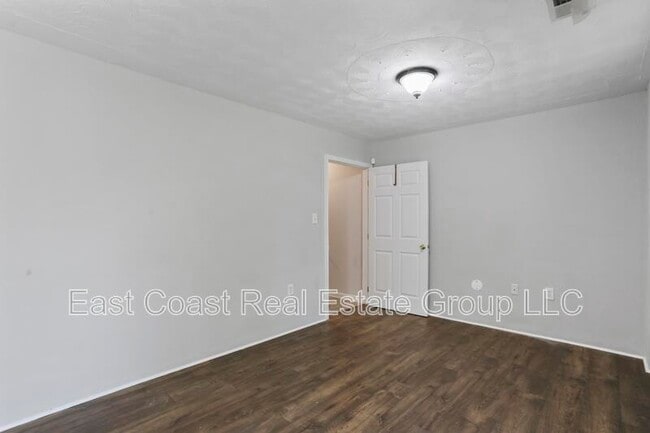 Building Photo - 21 Ritter Dr