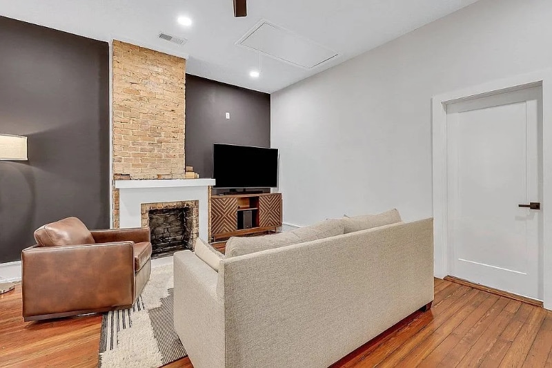 Building Photo - 108 E Anderson St