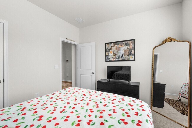 Building Photo - 3144 Fair Rdg Wy