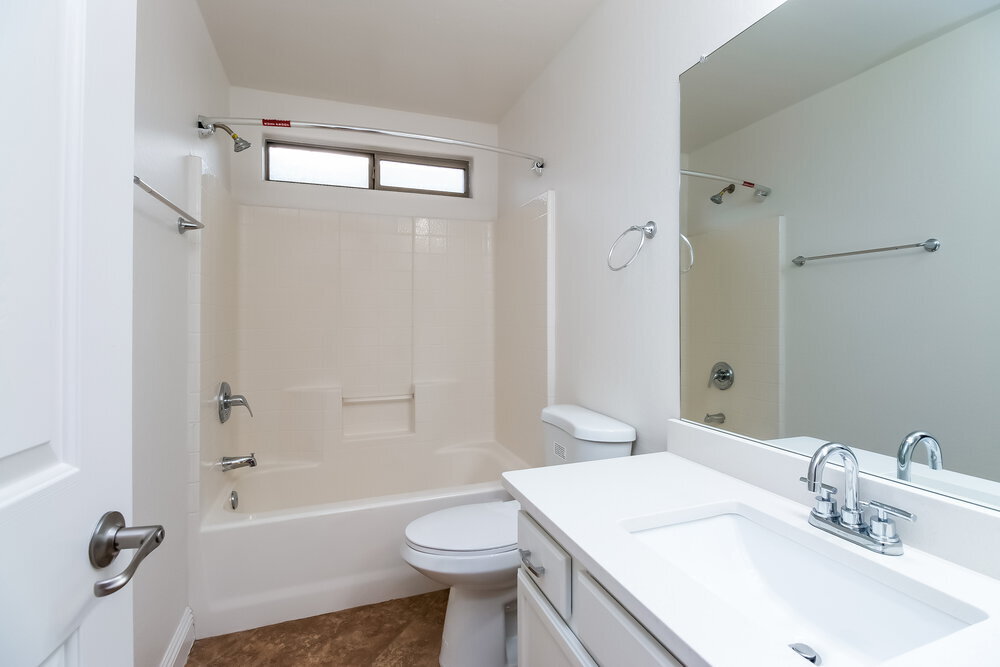 Building Photo - 354 E Bradstock Way