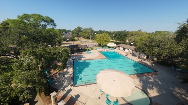 Building Photo - 4132 Deerfield Village Dr