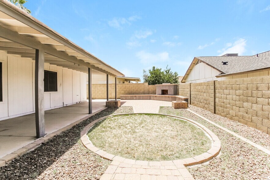 Building Photo - 20814 N 31st Dr