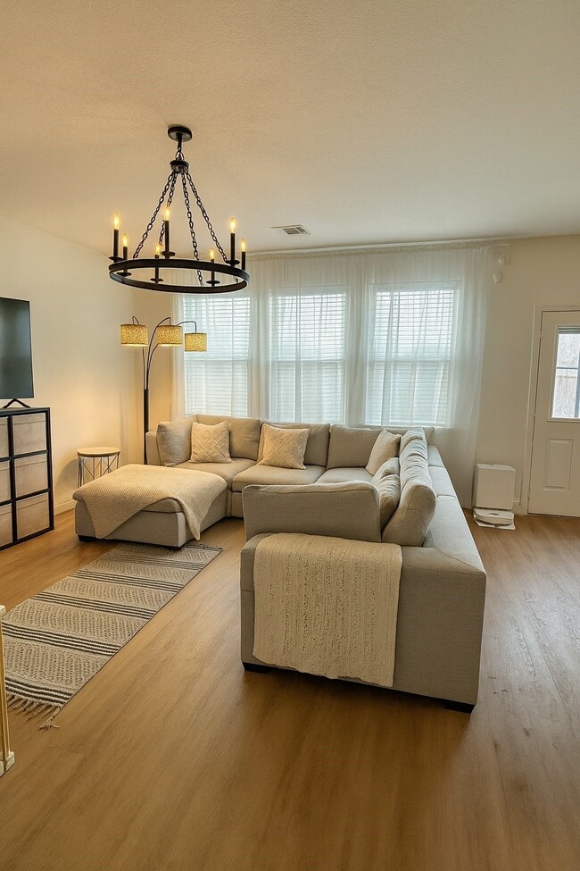 Building Photo - 3503 Goldleaf Trail Dr