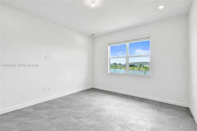 Building Photo - 3783 Harborside Ave
