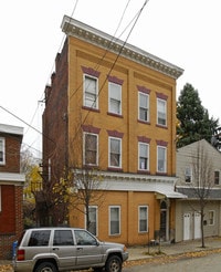 Building Photo - Portland 912