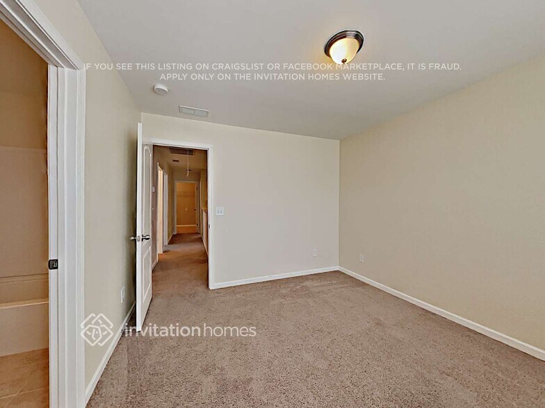 Building Photo - 1813 Deer Meadows Dr