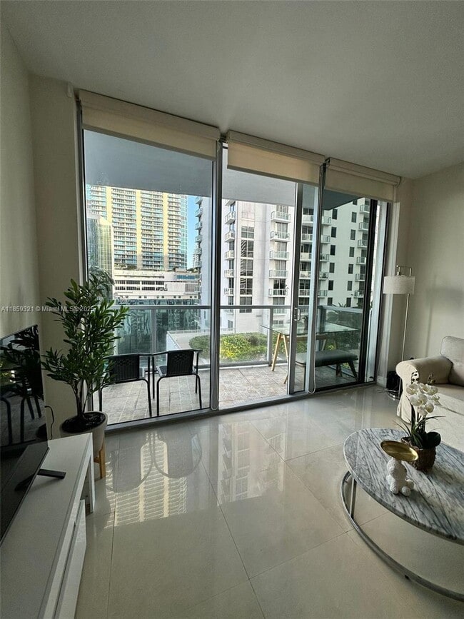 Building Photo - 1050 Brickell Ave