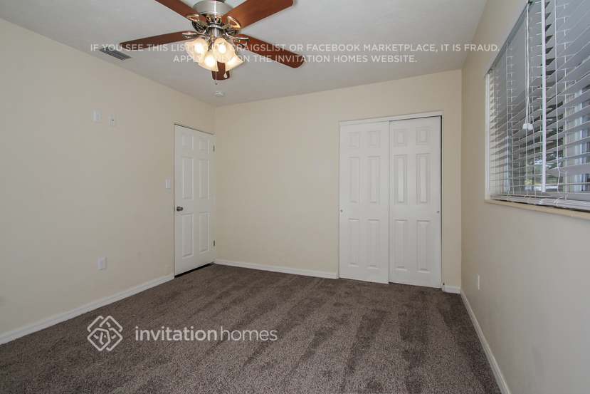 Building Photo - 5620 2nd Ave Dr W