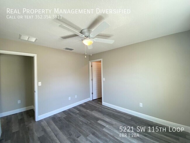 Building Photo - 5221 SW 115th Loop