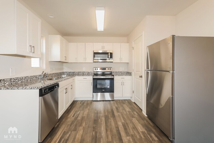 Building Photo - 13015 S Green Wing Cir