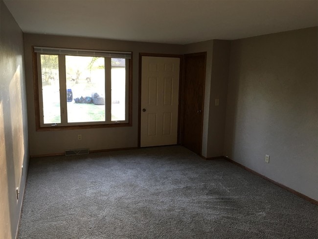 Building Photo - 2100 Kay Marie Rd