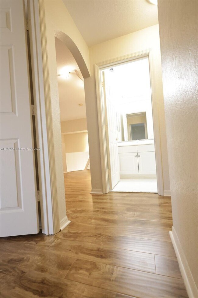 Building Photo - 4304 Diamond Row