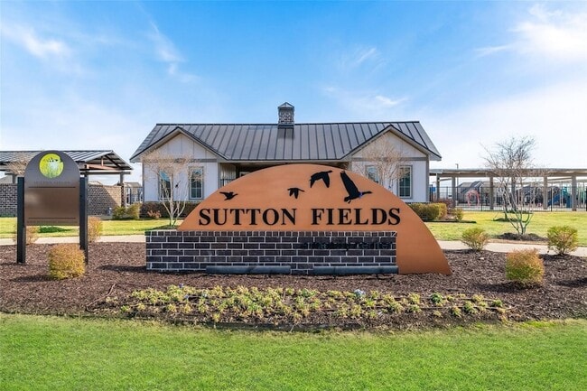 Building Photo - 6224 Cheshire St