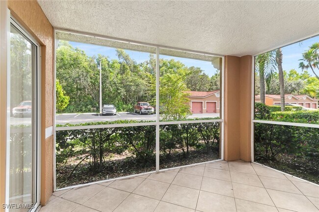 Building Photo - 1810 Florida Club Cir