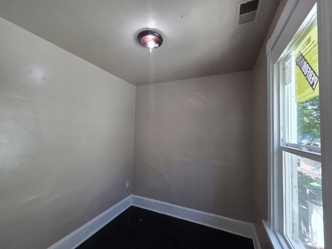 Building Photo - 2-Bedroom/1 Bath —2235 South 20th Street