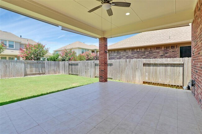 Building Photo - 3009 Silvergrass Cv