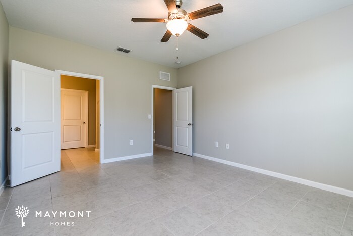 Building Photo - 2828 Granville Dr